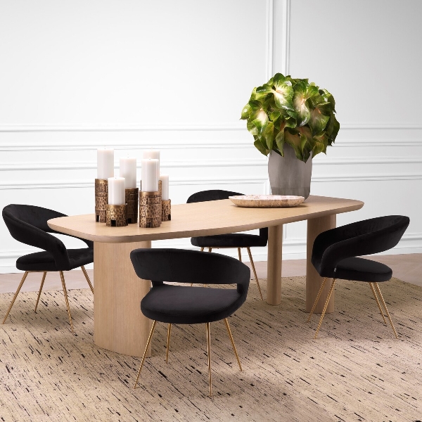 Eettafel Flemings der Firma Eichholtz